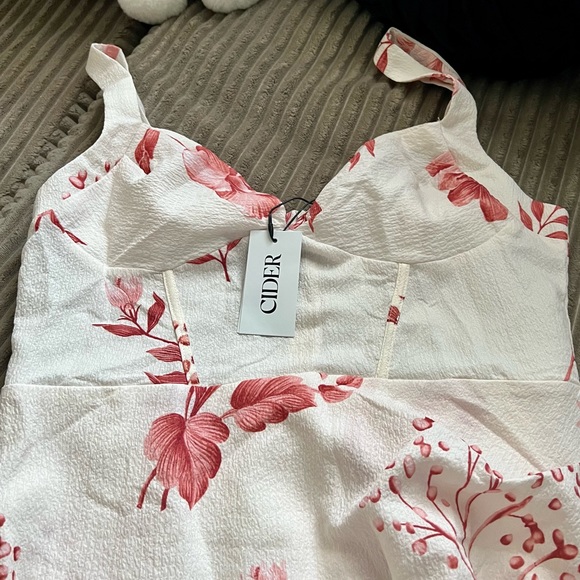 Floral Ruched Asymmetrical Hem Midi Dress - Picture 5 of 5